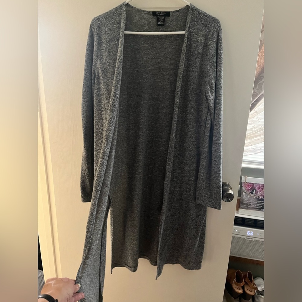 Size Large long gray cardigan - Picture 2 of 2